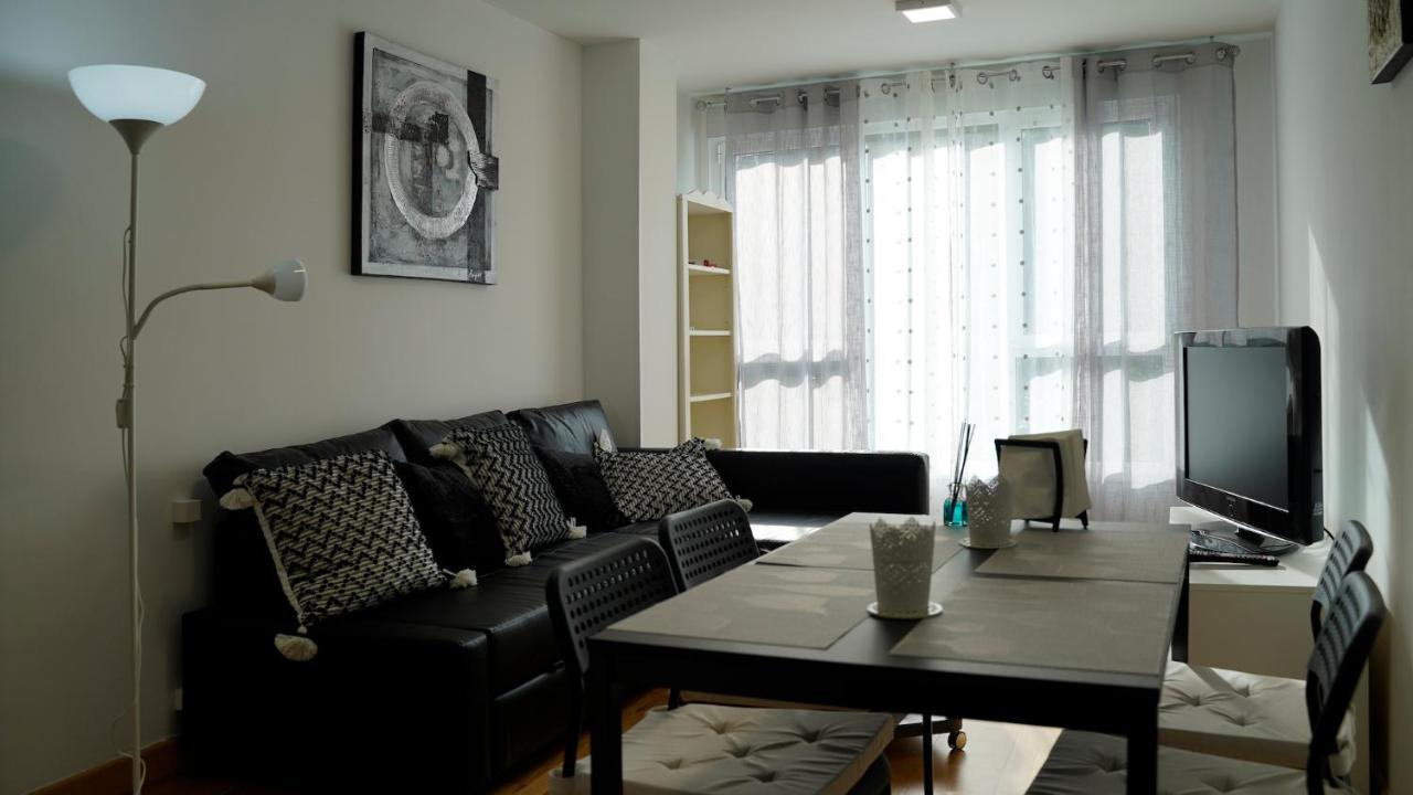 Solares Style Vistas Al Rio Miera Apartment Luaran gambar
