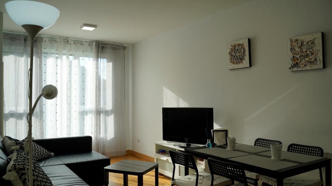 Solares Style Vistas Al Rio Miera Apartment Luaran gambar